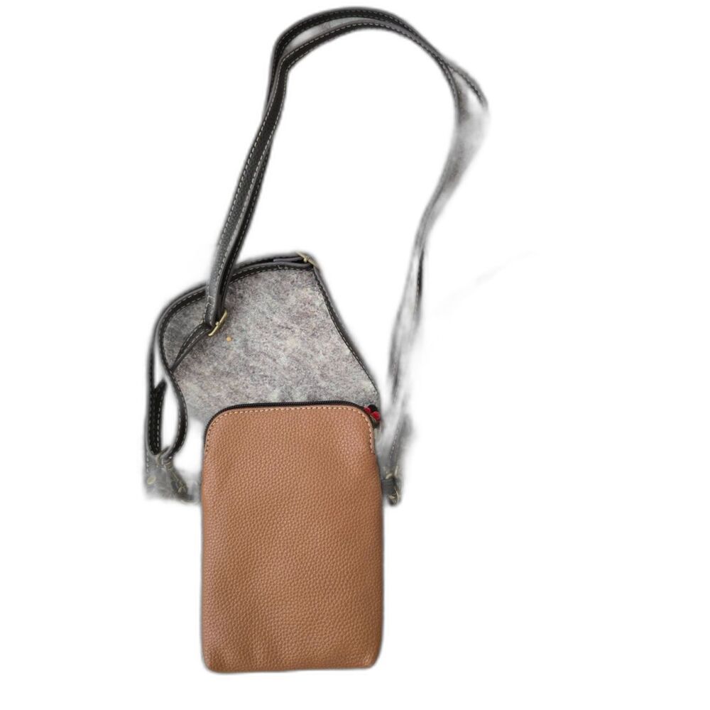 Chala Bear Crossbody Cell Phone Purse Black Brown Animal Small Bag Cute NWOT - Picture 2 of 5